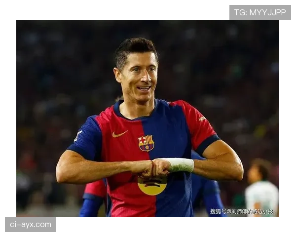 莱万多夫斯基伤愈强势回归，状态回暖迈向巅峰再续传奇