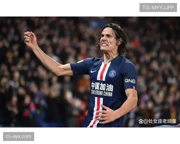 卡瓦尼训练完回家还得自己熨球衣？